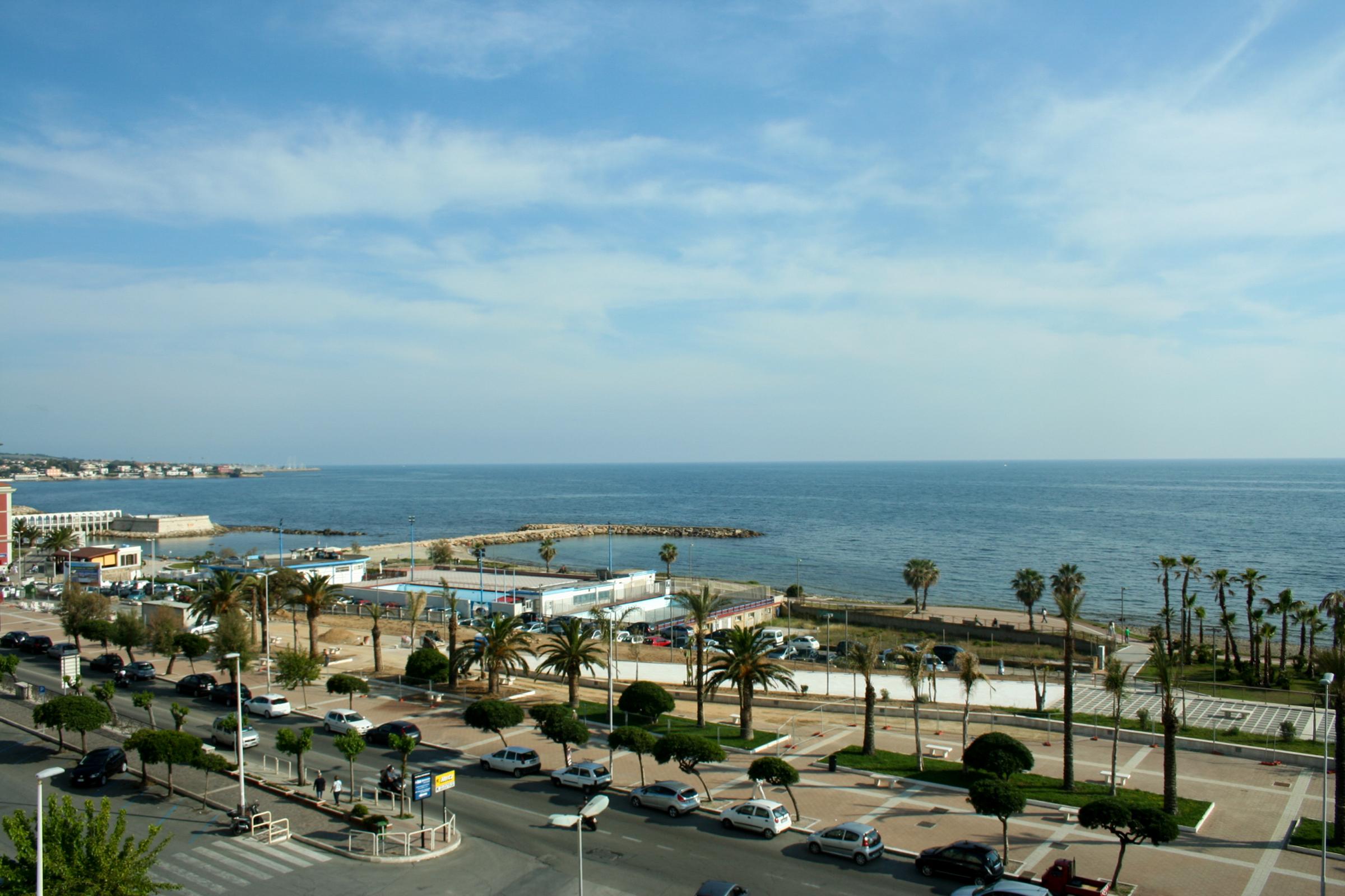 Hotel Mediterraneo チビタベッキア エクステリア 写真